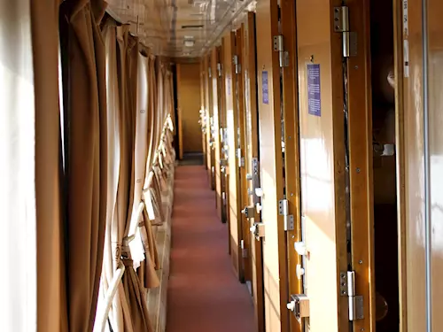 Areál Vigvam nabízí zážitkové ubytování v kupé nocních vagonu