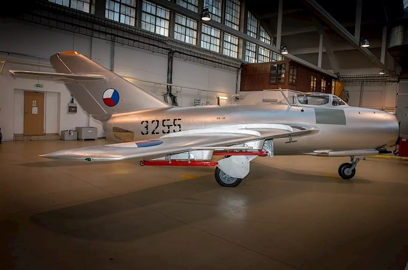 Ve Kbelích si prohlédnete nově zrestaurovaný MiG 15