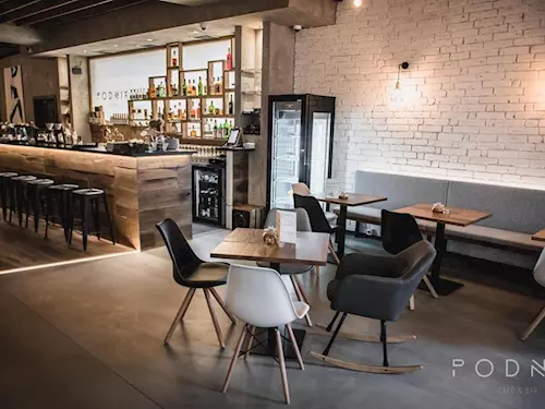 Podnik café bar v Brně 