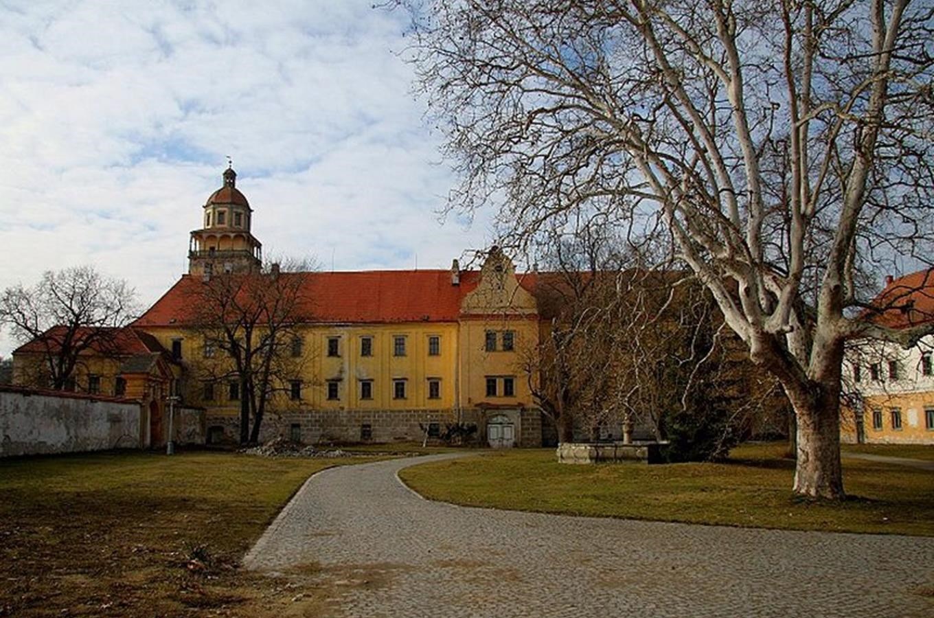 Prostory zámku v Moravském Krumlove se konecne dockaly obnovy