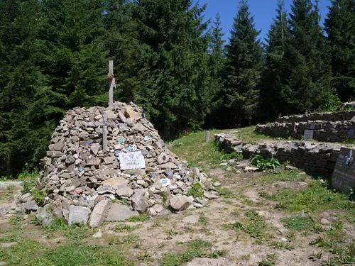 Kamenná mohyla Ivančena v Beskydech