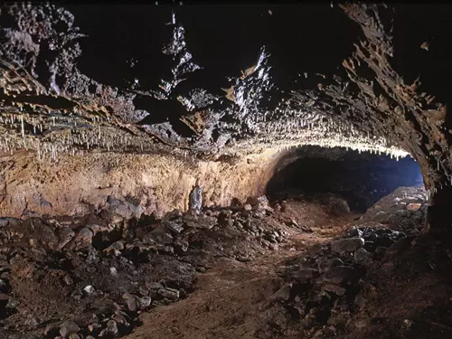 Vydejte se Za tajemstvím jeskyně: Výpustek v Moravském krasu otevírá zbrusu novou zážitkovou trasu