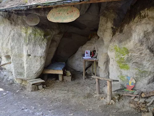 Rumcajsova jeskyně pod hradem Brada