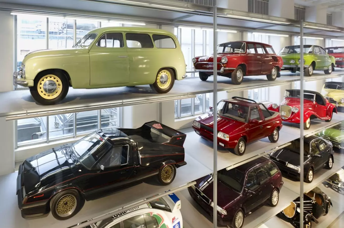 Seznamte se s historií výroby automobilů značky Škoda