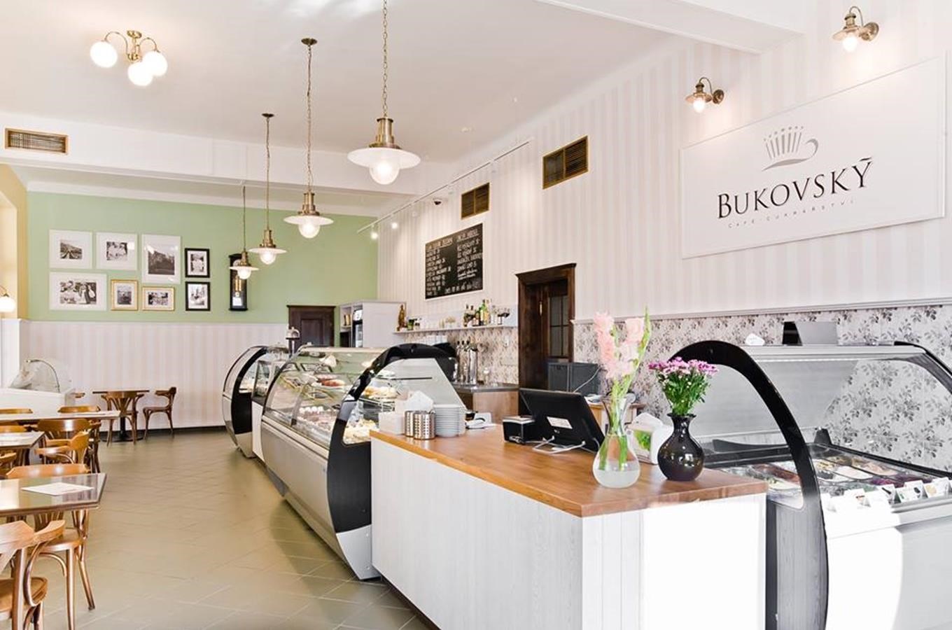 Cukrářství a kavárna Bukovský