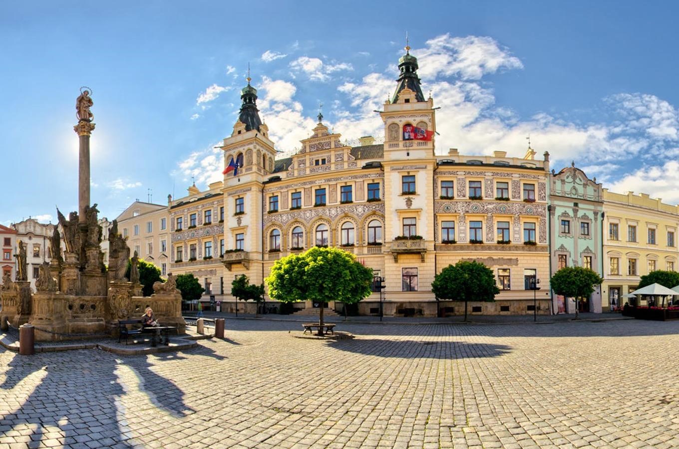 Prohlídkové okruhy Pardubicemi s průvodci Východočeského muzea