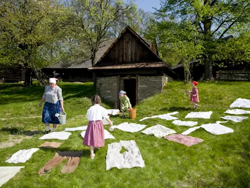 Jaro na dědině ve Valašském muzeu