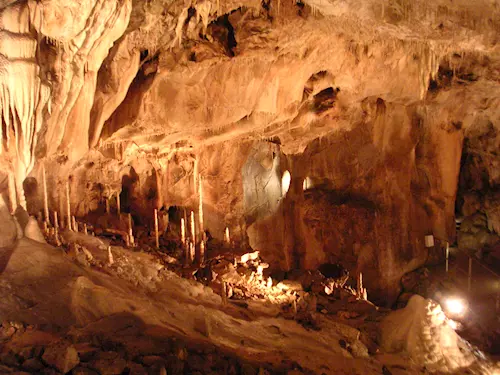 Javoříčko a Javoříčské jeskyně – pietní akt k uctění památky vypálení obce
