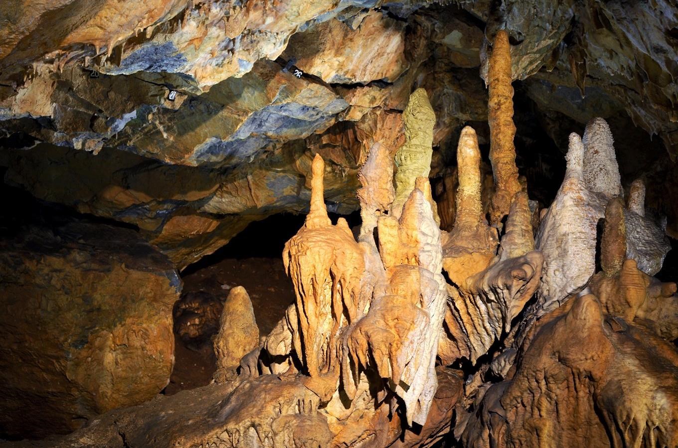 Znáte Mladečské jeskyně? Přenesou vás v čase do pravěku