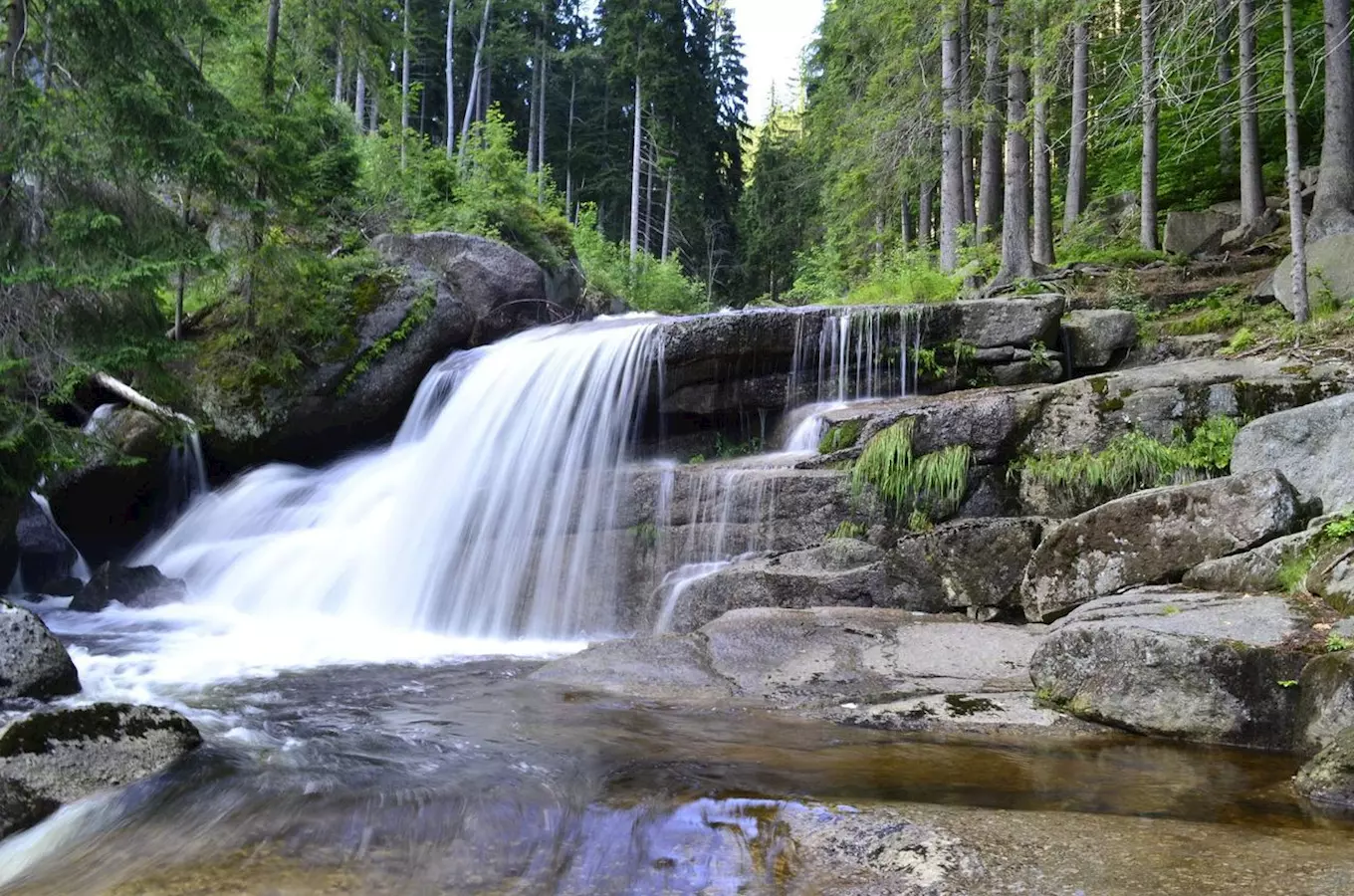 Vodopády Cerné Desné jsou novou prírodní památkou v Jizerkách