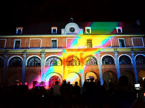 Světlo Valmez – festival světel s virtuální realitou ve Valašském Meziříčí