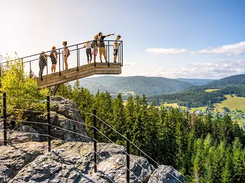 200 tipů na výlety na nejzajímavější rozhledny v Česku