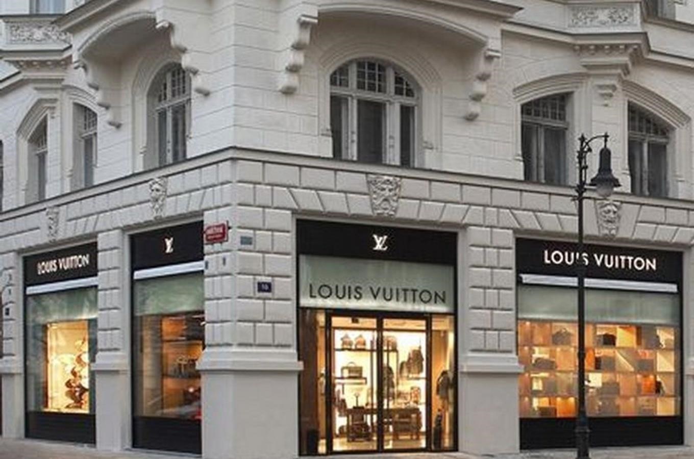 Za luxusními nákupy do Pařížské třídy v Praze