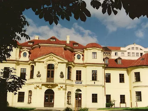 Letohrádek Portheimka na pražském Smíchově – letní sídlo K.I. Dientzenhofera