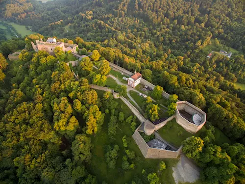 Hrad Hukvaldy – největší hradní zřícenina na Moravě