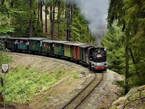 Výlet Českou Kanadou pro všechny, co mají rádi železnici