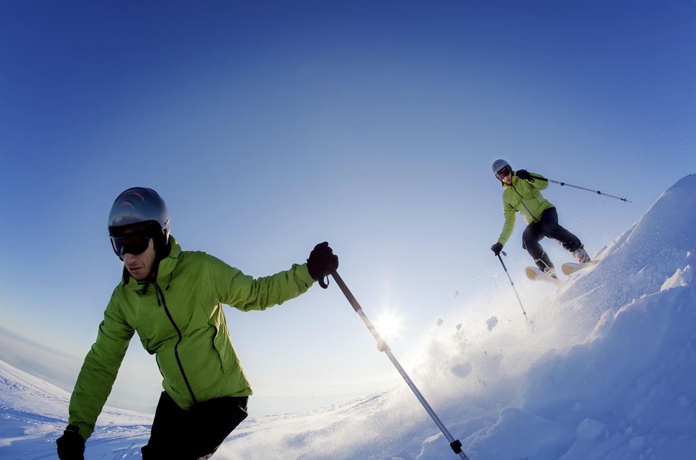 Razula nabídne večerní lyžování a svezení skibusem do areálu zdarma 