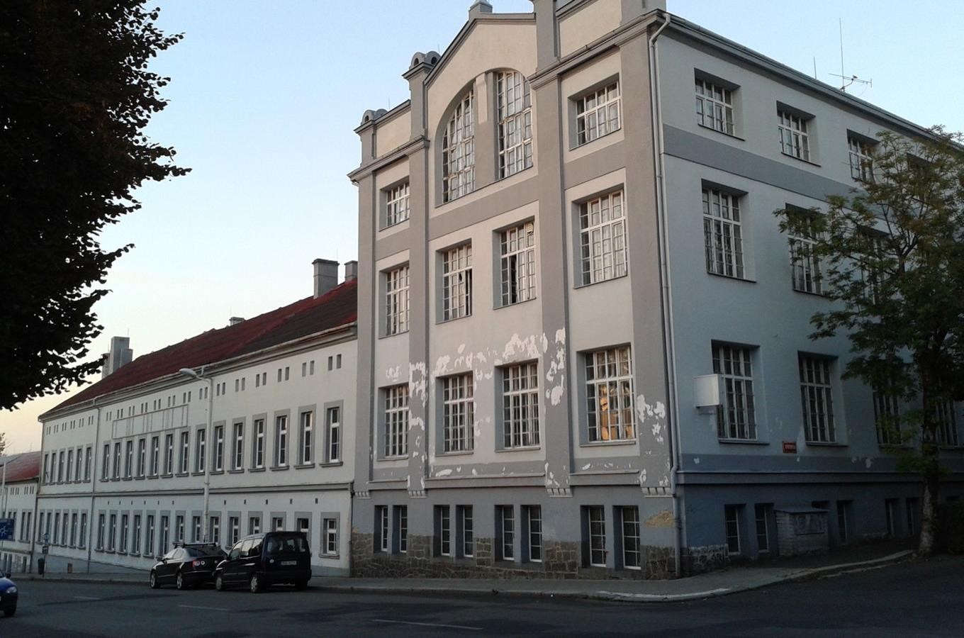 Depozitář Regionálního muzea K. A. Polánka - bývalé žatecké papírny 