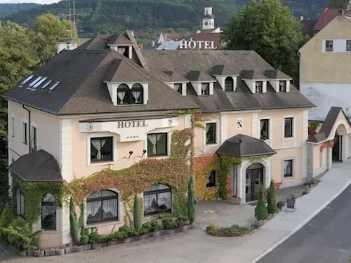 Hotel Bohemia Excellent v Klášterci nad Ohří