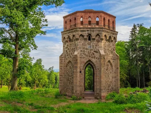Allainova věž u Lomnice nad Popelkou