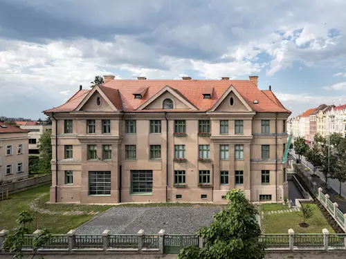 Semlerova rezidence – dům Oskara a Jany Semlerových v Plzni architekta Adolfa Loose 