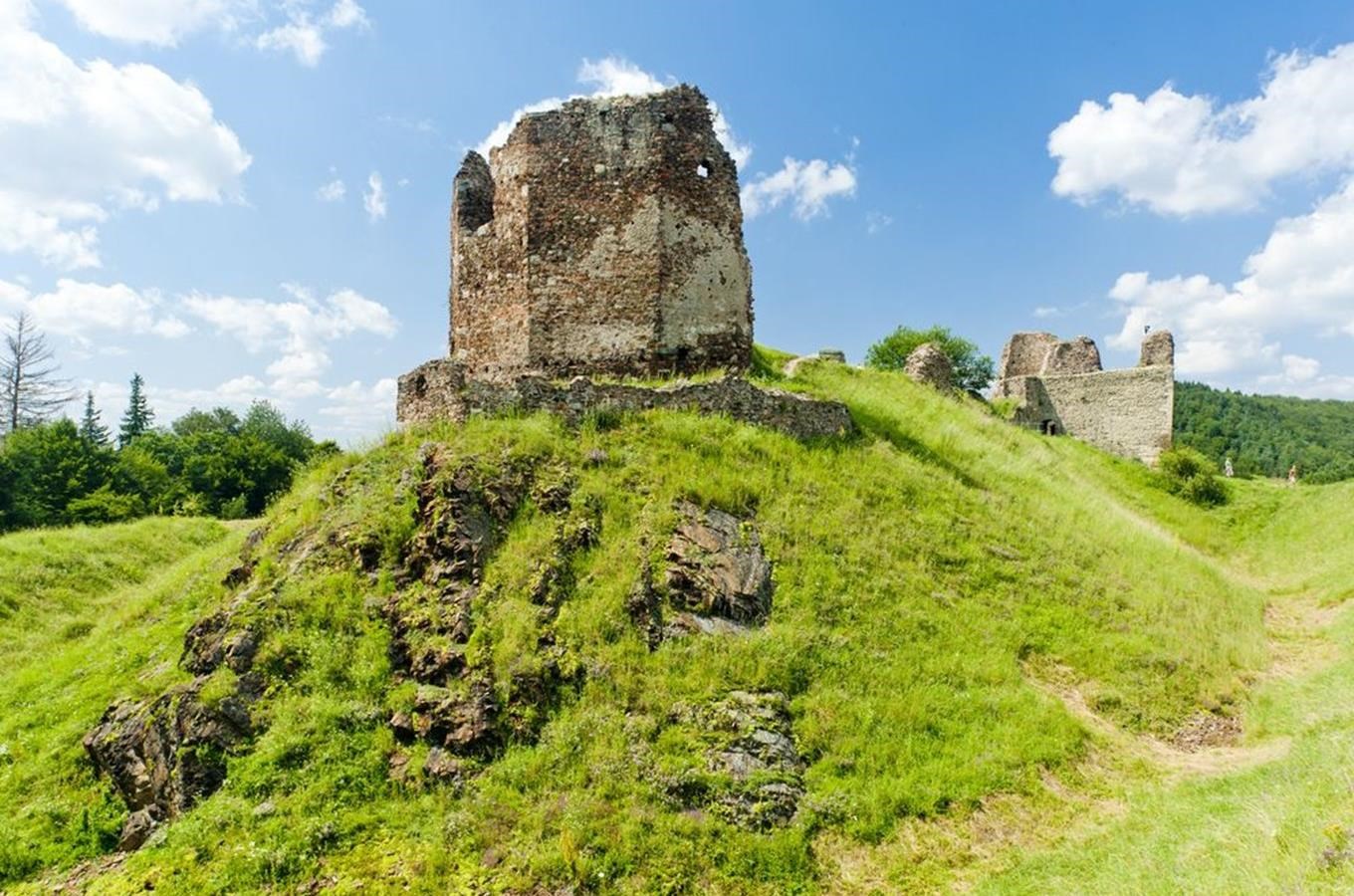 Na hradě Lichnice se 22. května otevře pohled do krajiny z nové rozhledny