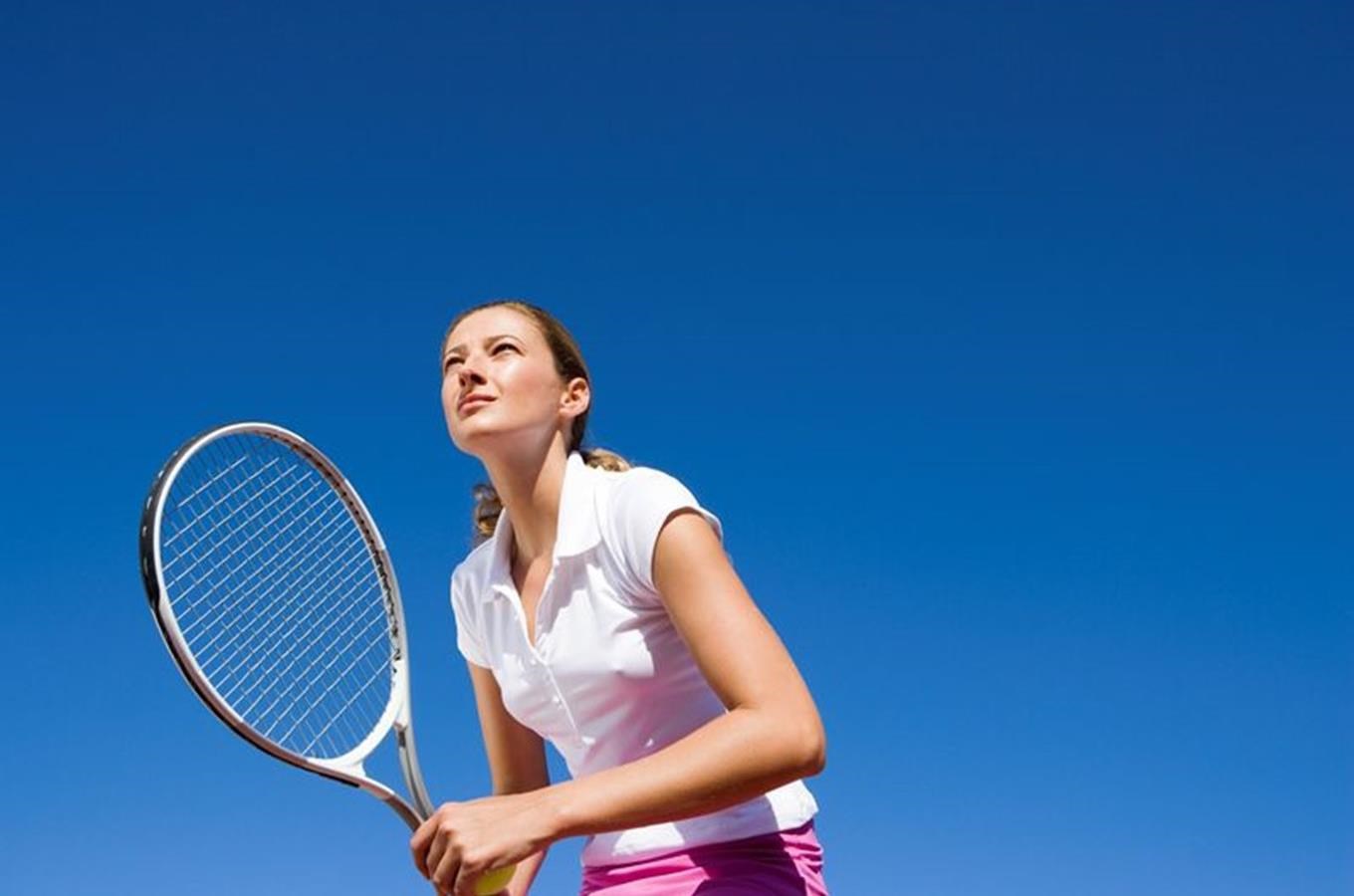 Aktivní tenisová dovolená v různých koutech Čech i Moravy