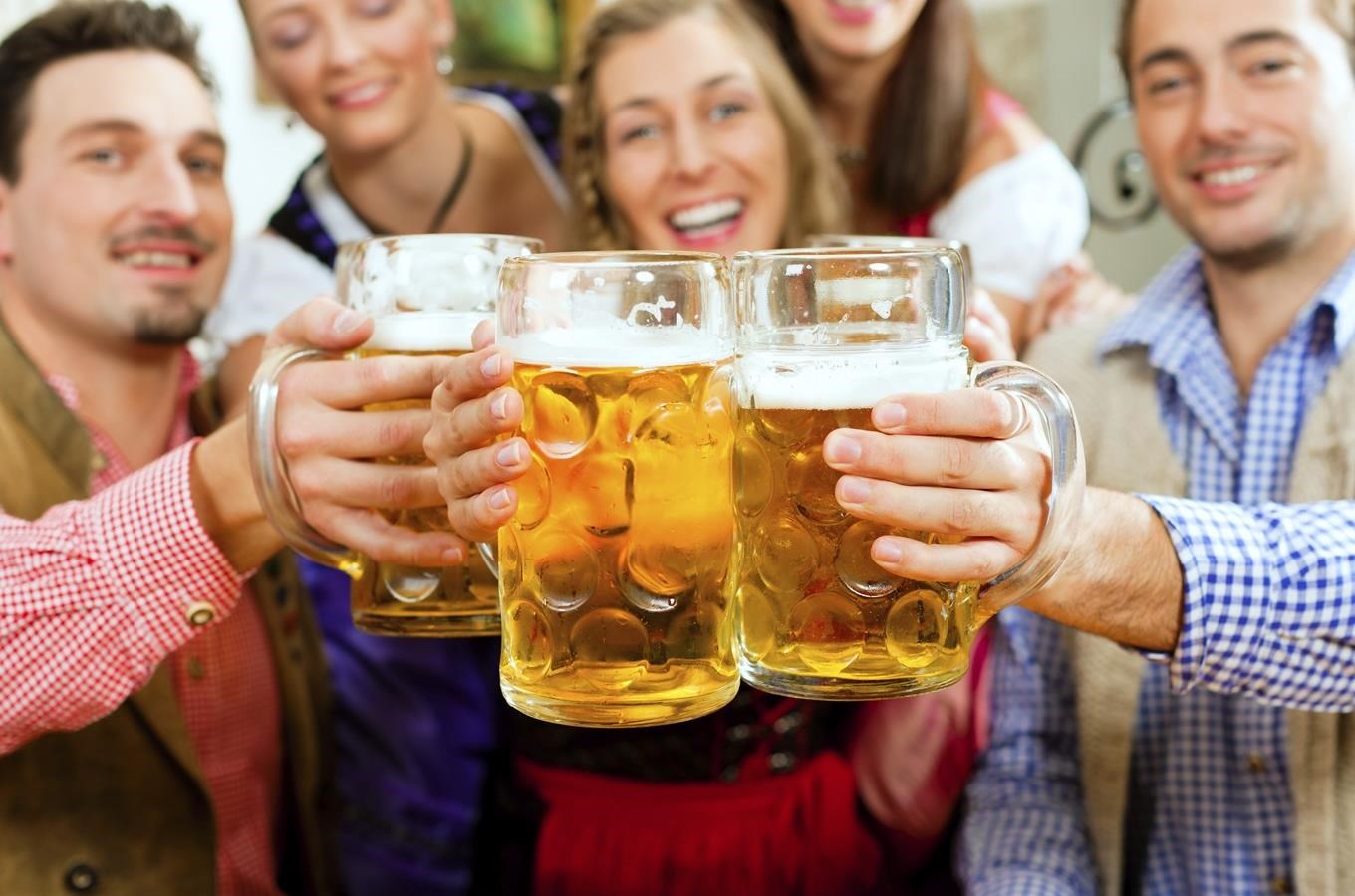 Pivopění v Dejvicích nabídne kromě domácího zlatavého moku také bohatý kulturní program 