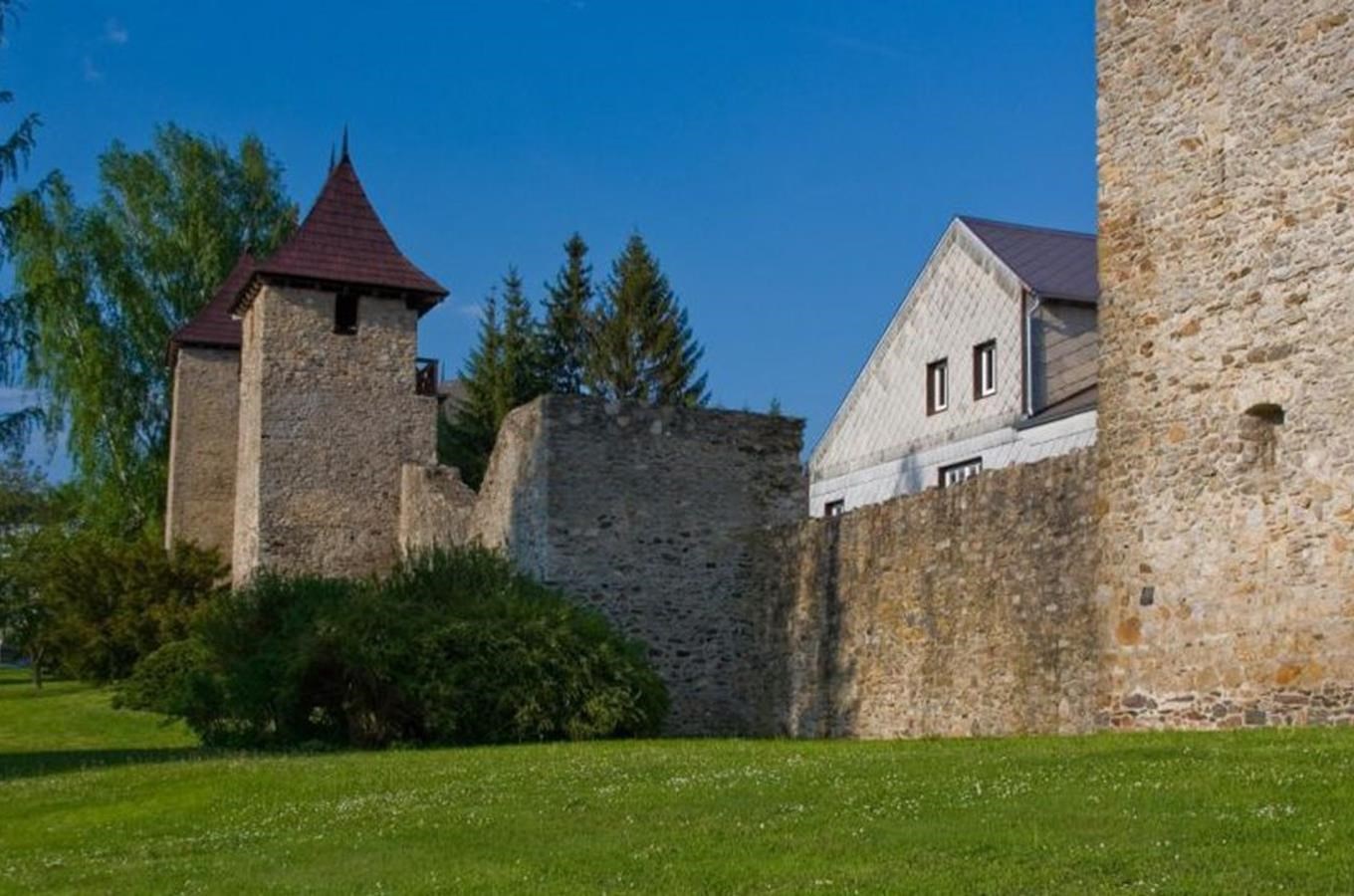 Městské opevnění v Tachově – jeden z nejzachovalejších hradebních systémů v ČR