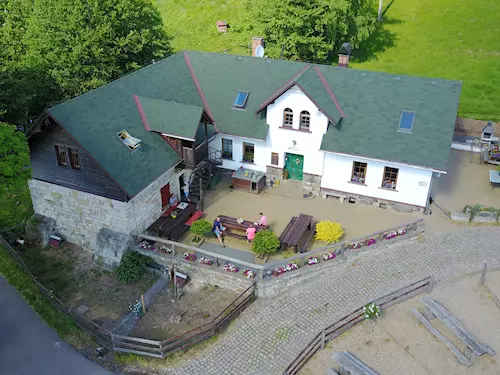 Otakarova farma – samotoč a apartmány Kozákov