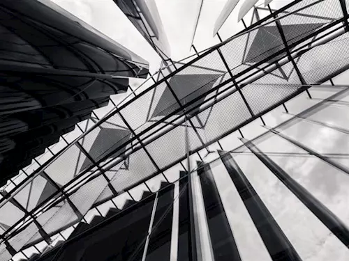 Seznamte se: sedm nejzajímavějších staveb architektky Evy Jiřičné
