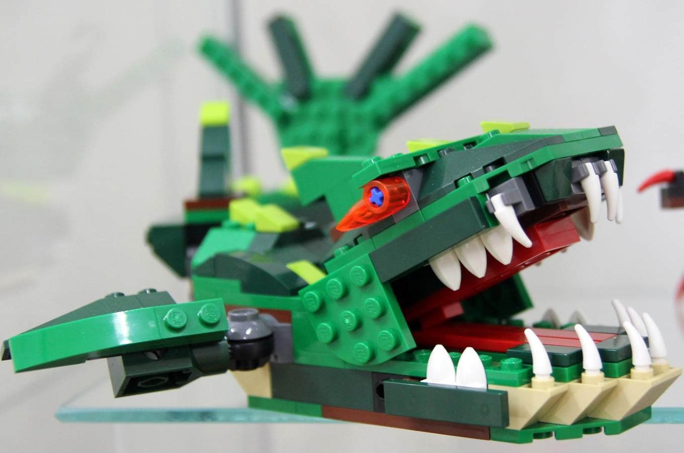 Hracka století – LEGO