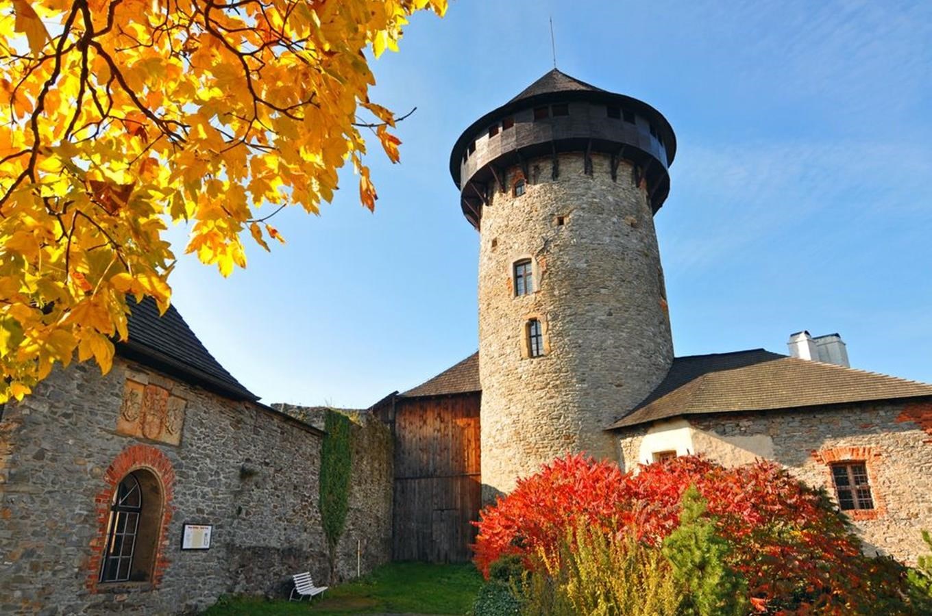 Na hradě Sovinci turistická sezóna ještě nekončí