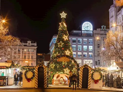 Vánoční trhy na Václavském náměstí v Praze – Václavské Vánoce