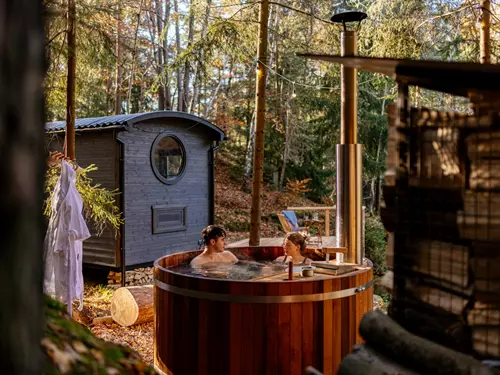 10 tipů na sauny v civilizaci i přírodě aneb ve stínu i na výsluní 