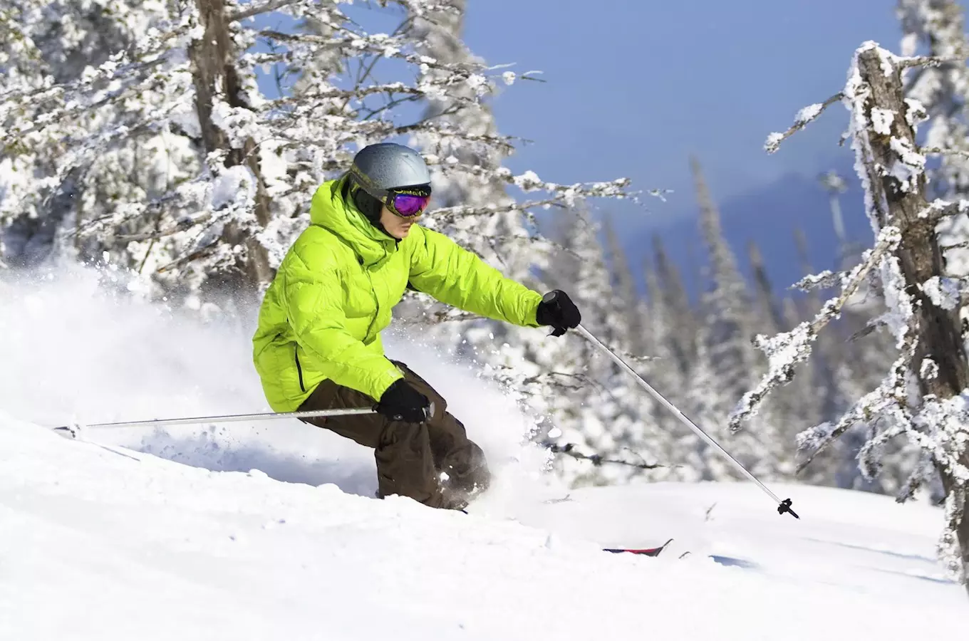 Využijte o nadcházejícím víkendu možnost lyžování v areálech Praděd a Klobouk