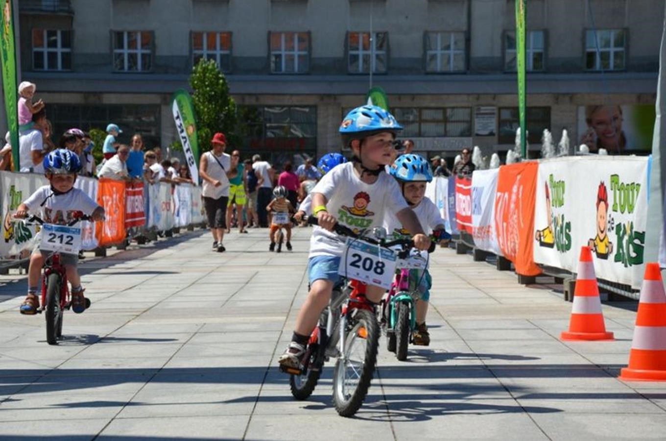 Poslední závod seriálu Tour de Kids startuje na Václavském náměstí