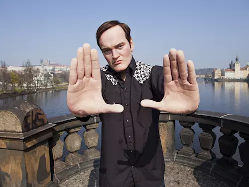 Quentin Tarantino byl spatren v Praze