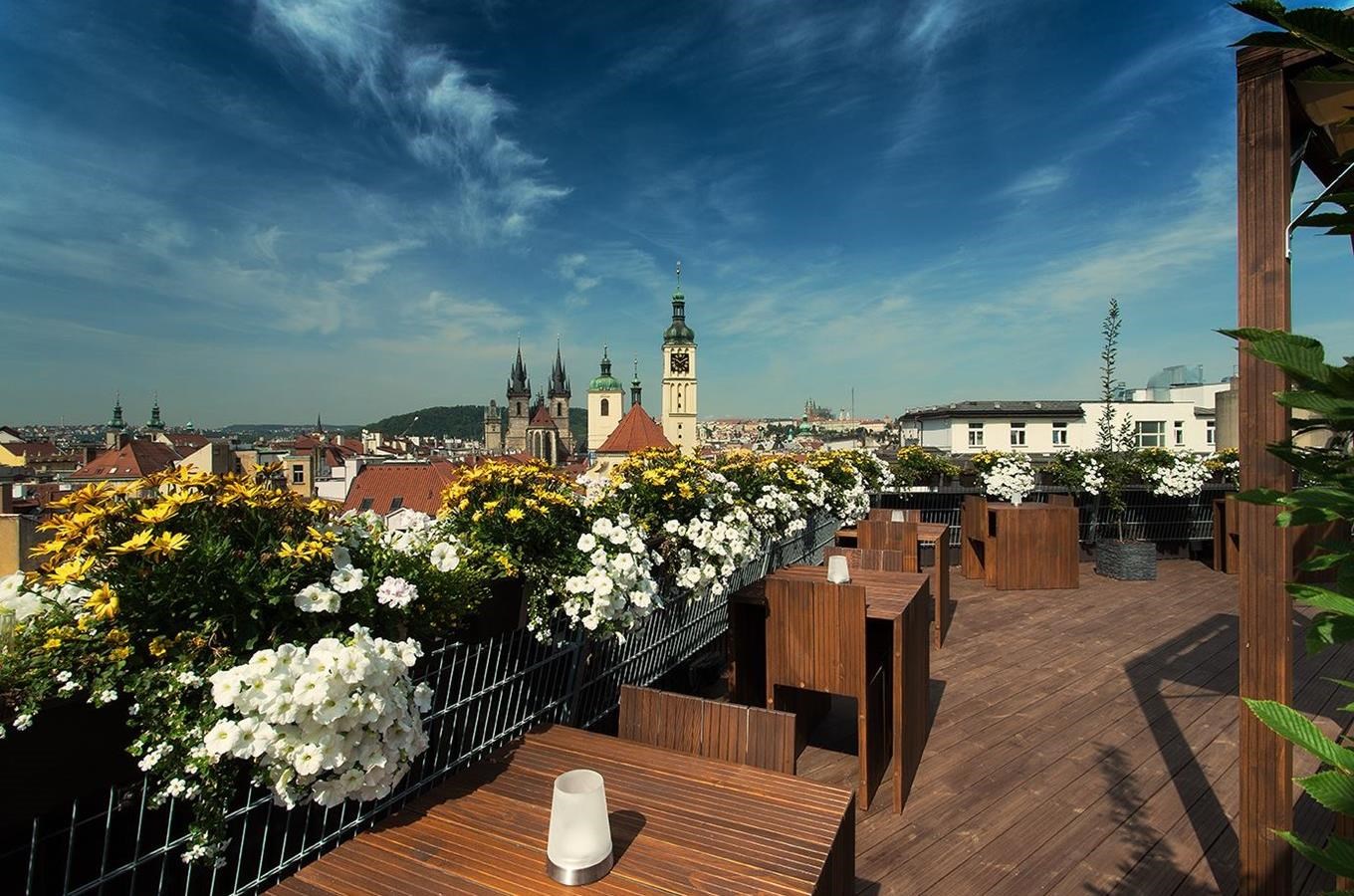 Sluneční terasa T-Anker v Praze 