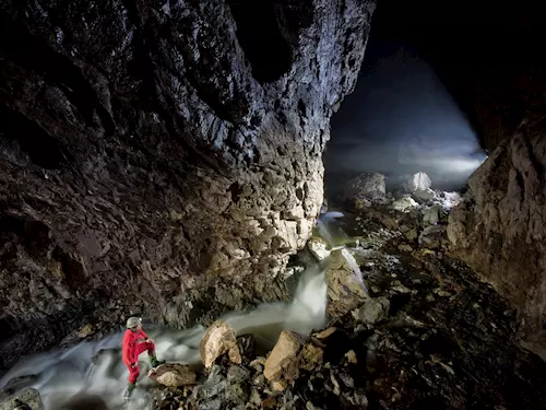 Zážitková trasa Po stopách Nagela ve Sloupsko-šošůvských jeskyních je to pravé pro dobrodruhy!