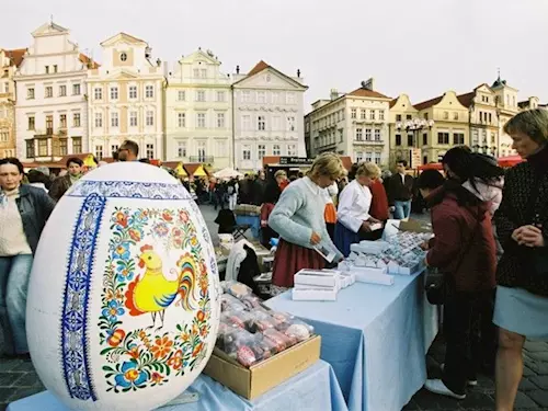 Velikonocní trhy na Staromestském námestí ceká rekordne kuriózní den 