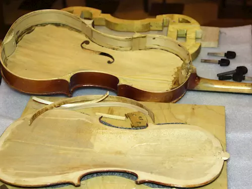 Strunal Schönbach – přes 300 let tradice ruční výroby hudebních nástrojů