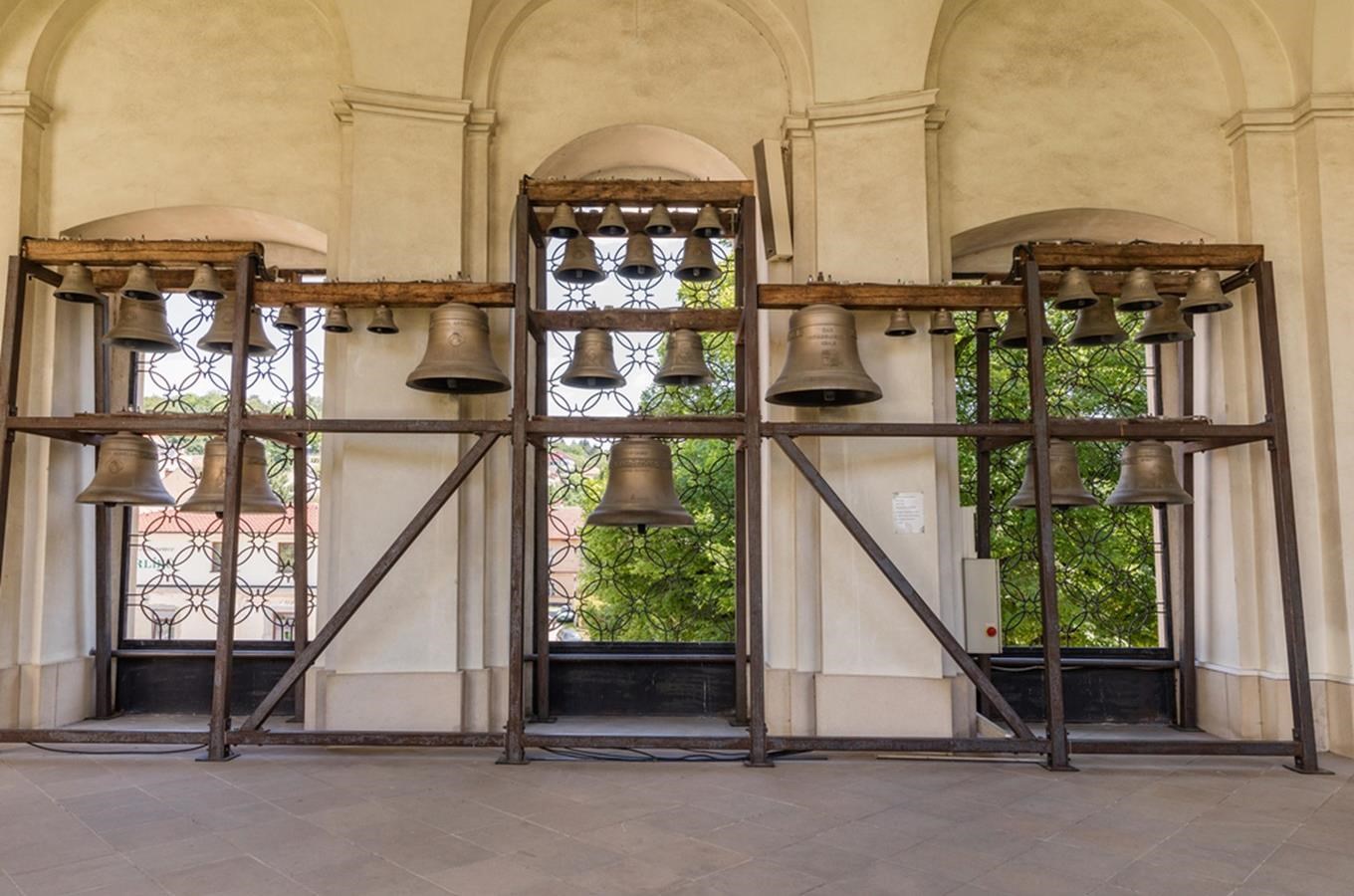 Zvonohra Křtiny - jedna z největších funkčních zvonoher ve střední Evropě