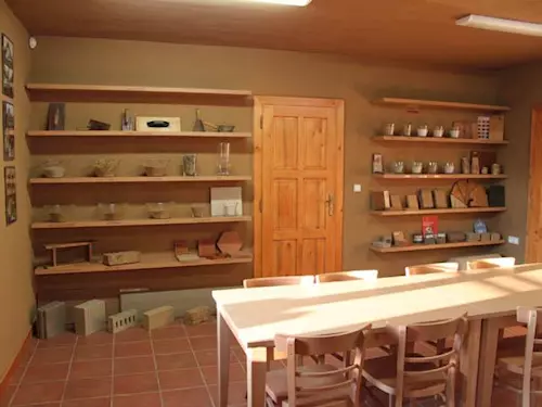 Muzeum hliněného stavitelství Rostěnice – Zvonovice