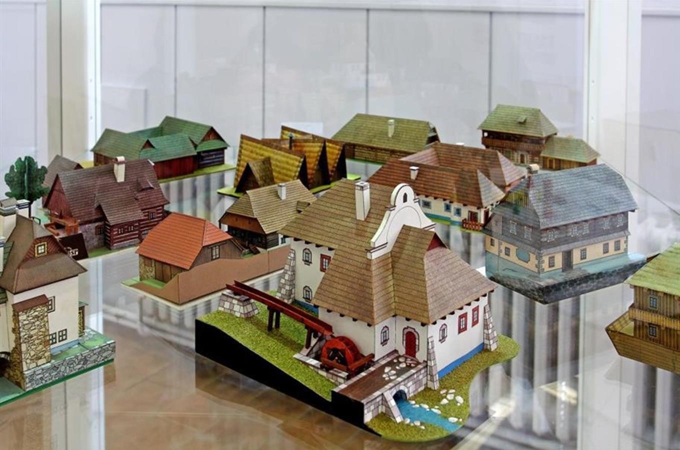 Muzeum papírových modelů v Polici nad Metují slaví 5. narozeniny