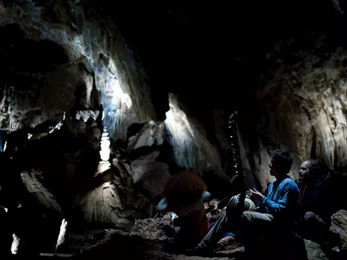 Lonský koncert v jeskyni Balcarka