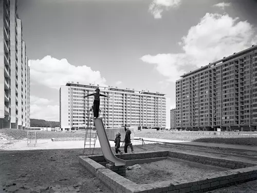 Bydliště: panelové sídliště – Plány, realizace, bydlení 1945–1989