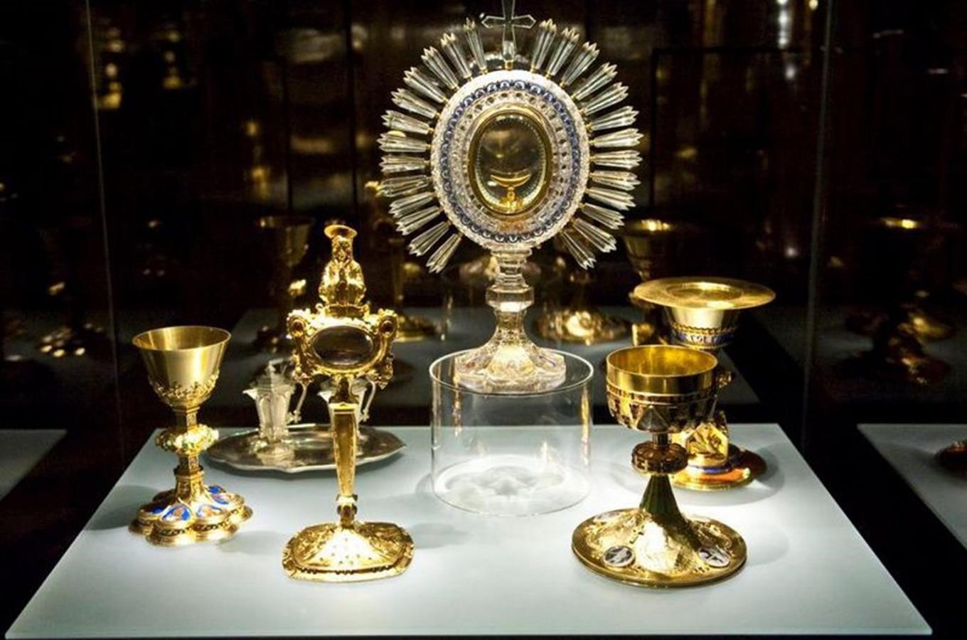 Stálá expozice Svatovítského pokladu na Pražském hradě