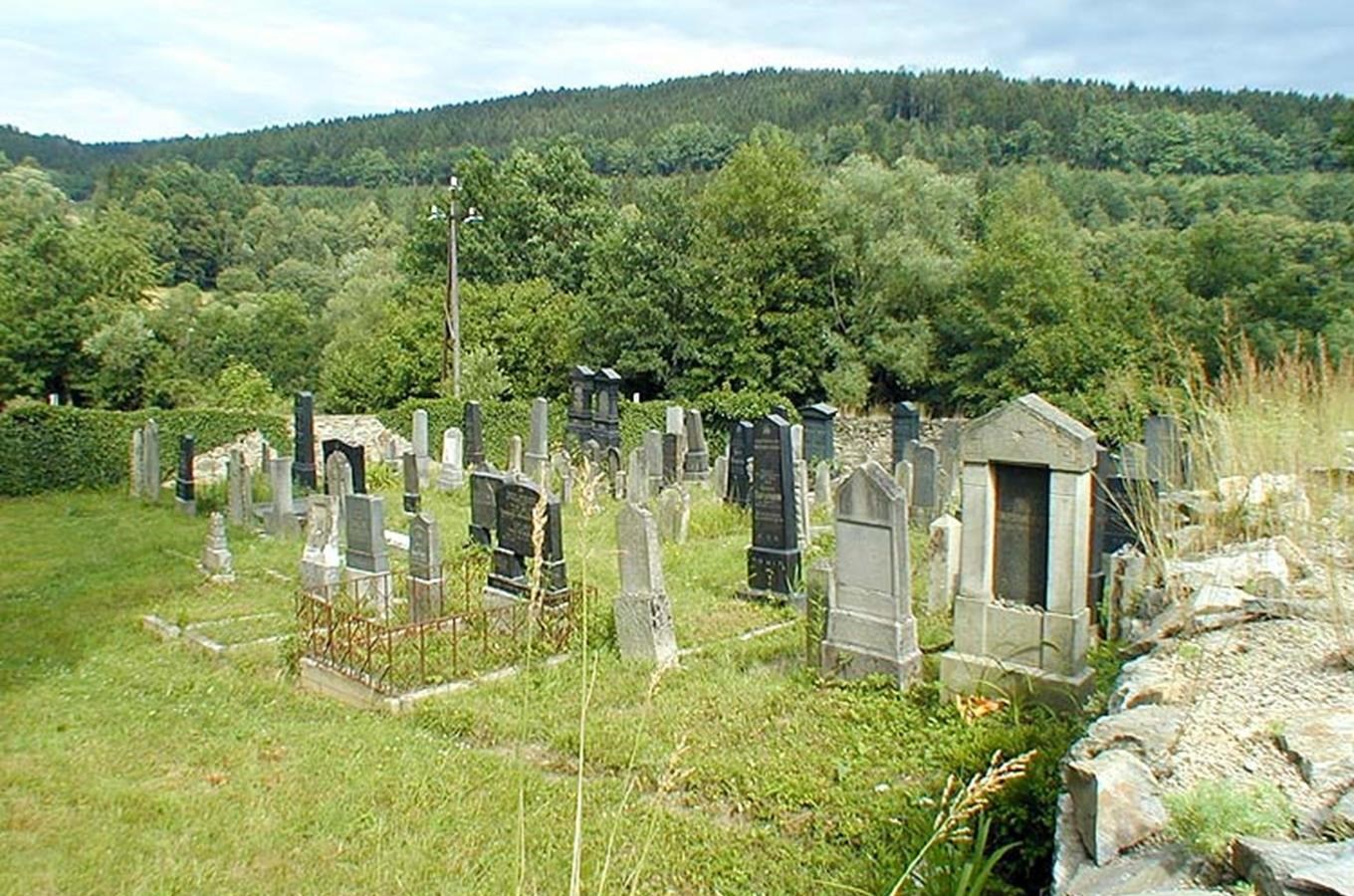 Židovské hřbitovy v Rožmberku nad Vltavou