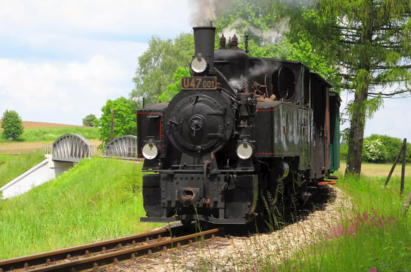 Nejsilnější parní lokomotiva přijede na Den železnice do Jindřichova Hradce 
